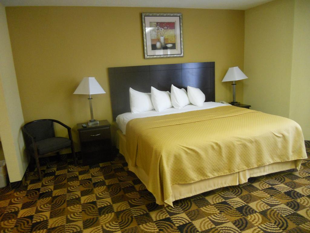 Quality Inn Brunswick Cleveland South Luaran gambar