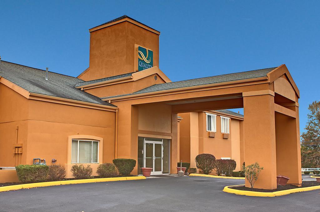 Quality Inn Brunswick Cleveland South Luaran gambar