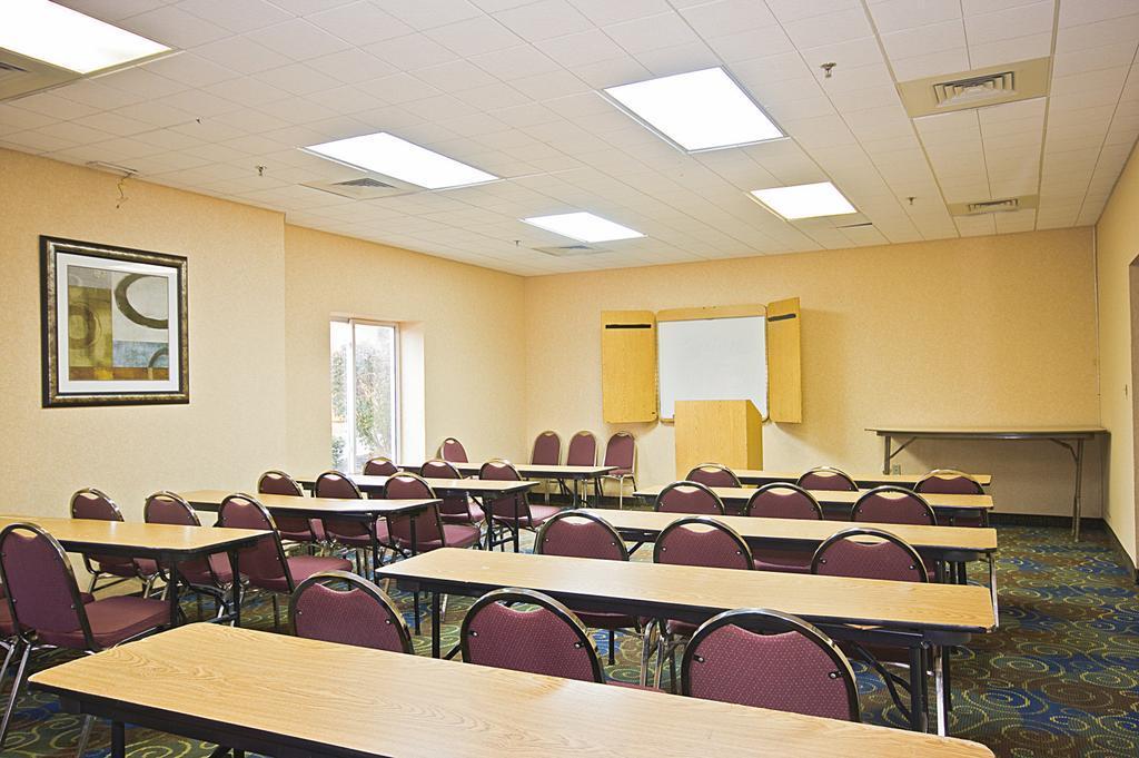 Quality Inn Brunswick Cleveland South Luaran gambar