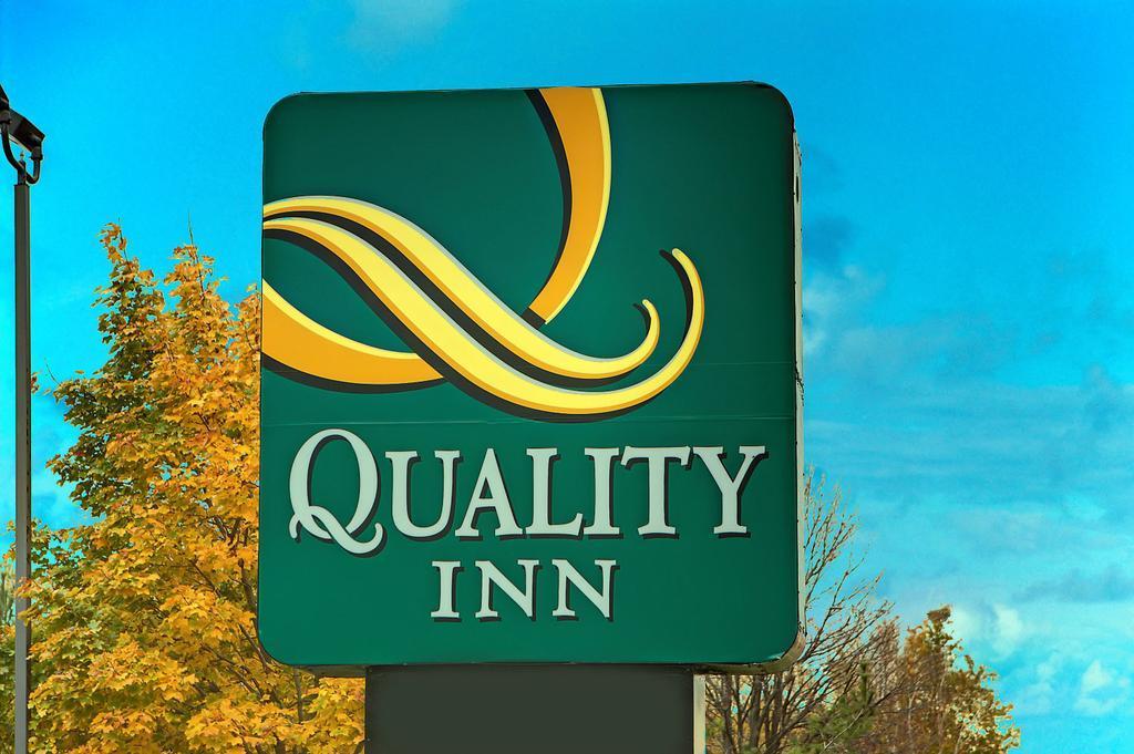 Quality Inn Brunswick Cleveland South Luaran gambar
