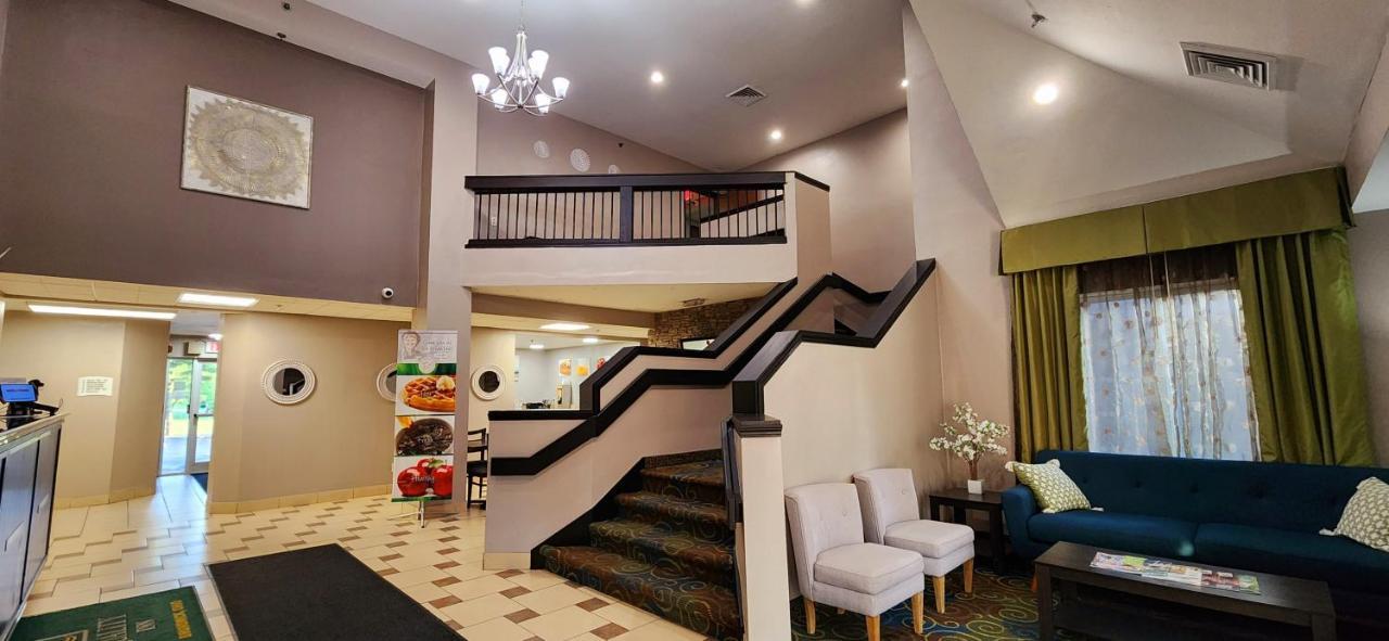 Quality Inn Brunswick Cleveland South Luaran gambar